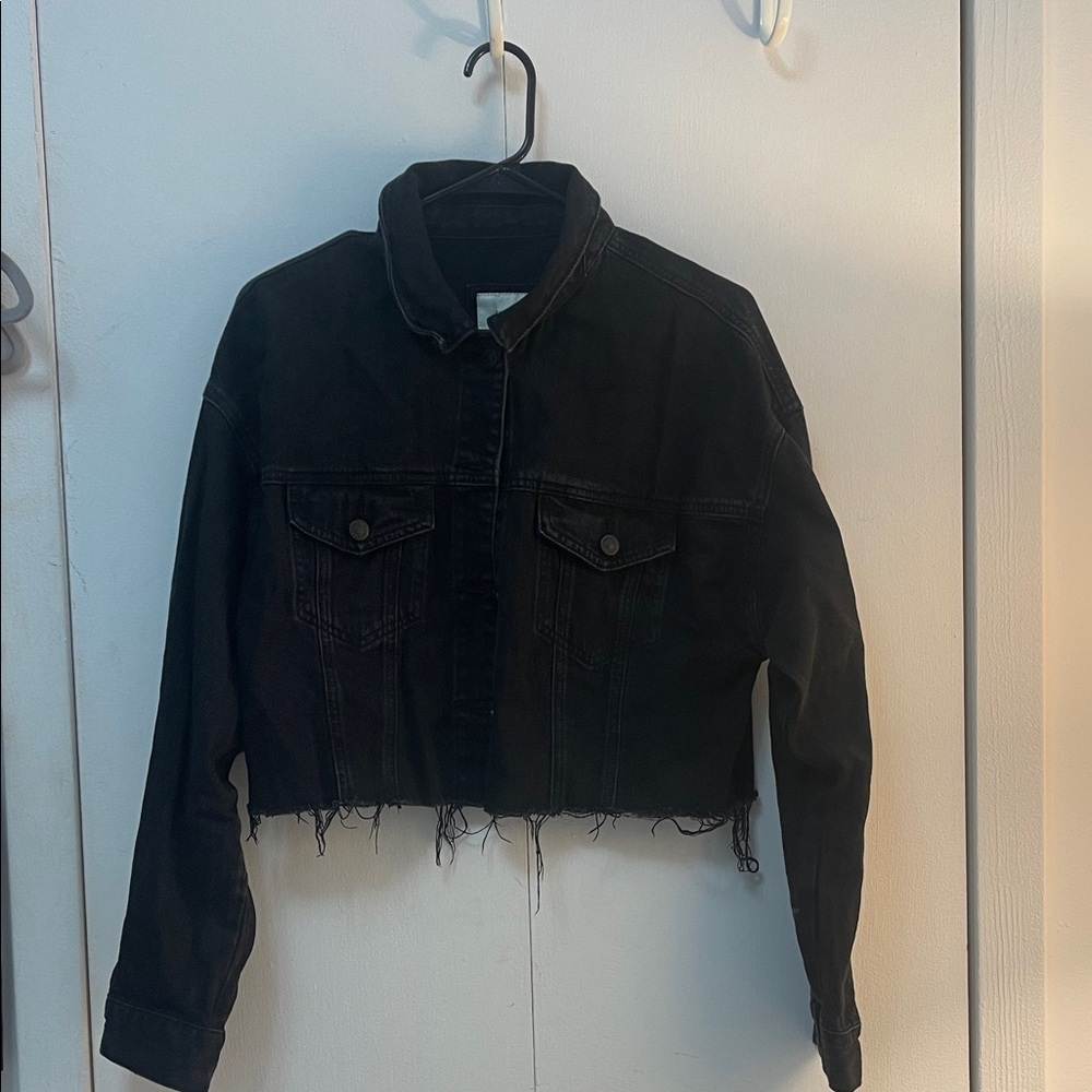 Black Cropped Denim Jacket